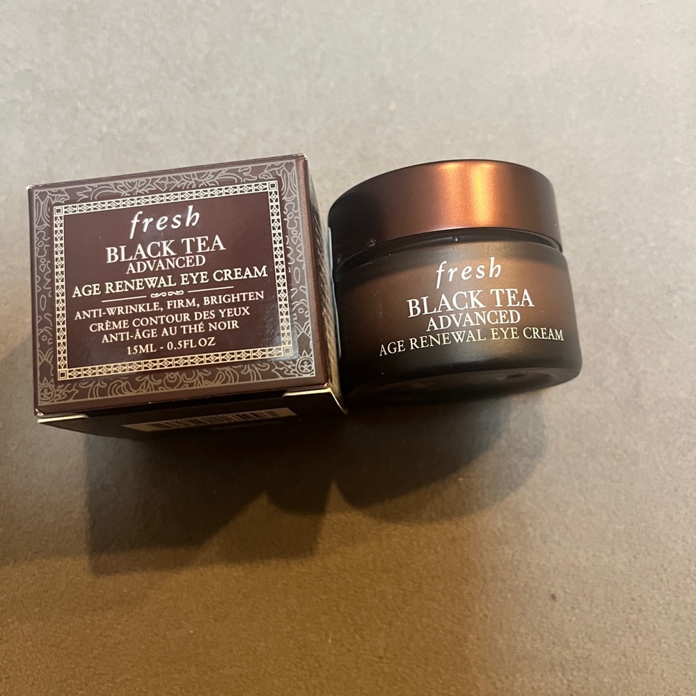New Fresh Black Tea Anti-Aging Eye Cream with retinol-alternative BT Matrix™